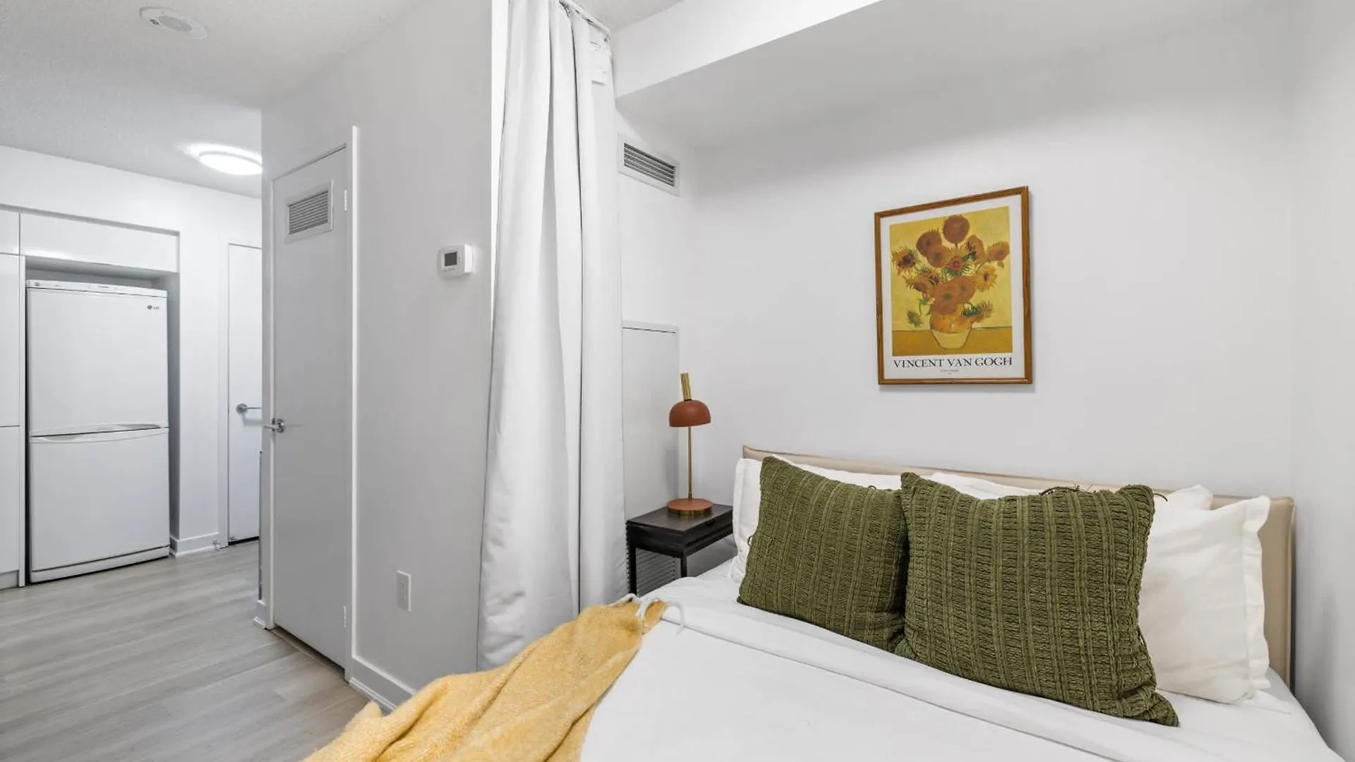 Modern Comfort 2-Br Downtown Toronto Getaway 0*,