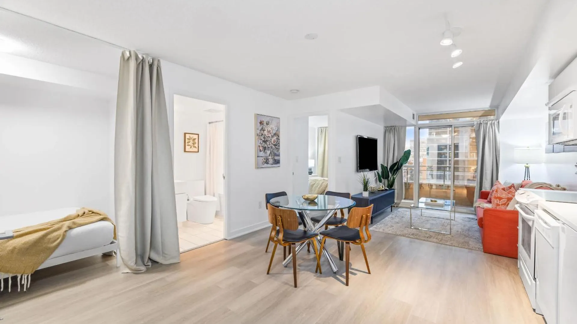 Modern Comfort 2-Br Downtown Toronto Getaway 0*,